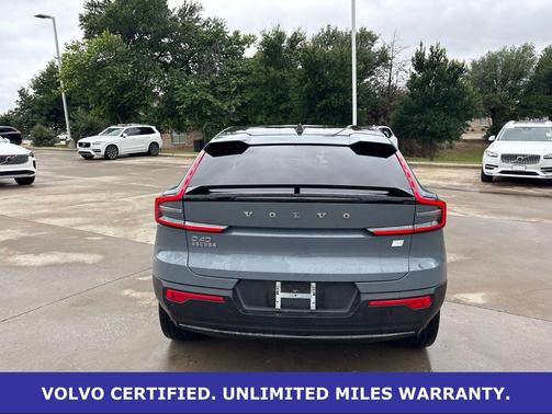 Thunder Gray Metallic 2023 Volvo C40 Recharge Pure Electric Twin Plus