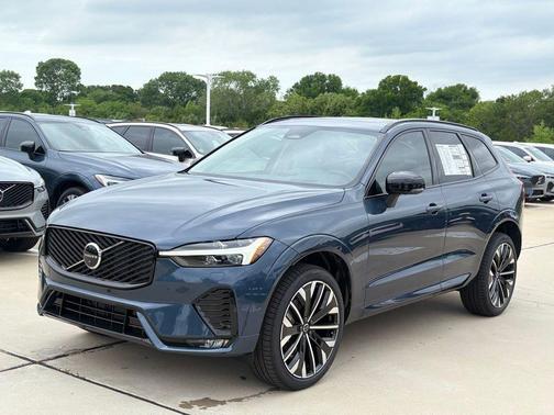Denim Blue 2026 Volvo XC60 B5 Ultra