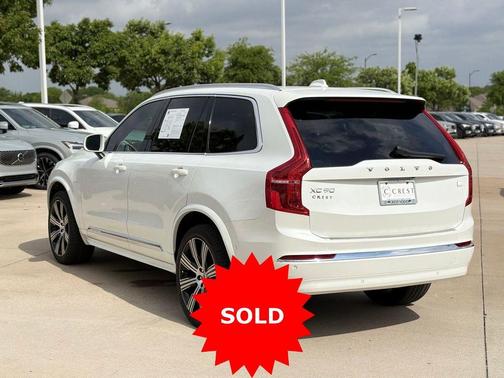 Crystal White Metallic 2024 Volvo XC90 Recharge Plug-In Hybrid Ultimate