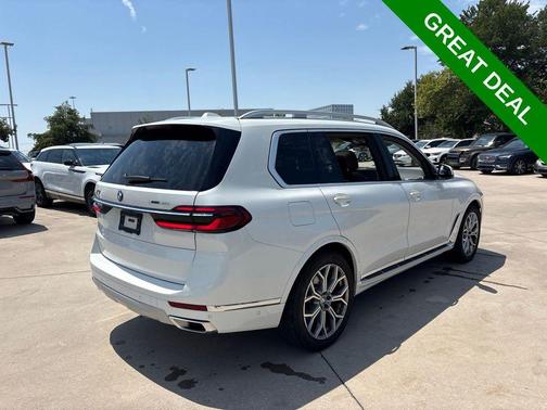 Alpine White 2026 BMW X7 xDrive40i