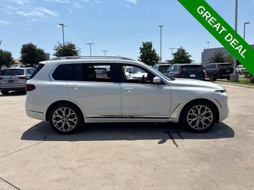 Alpine White 2026 BMW X7 xDrive40i