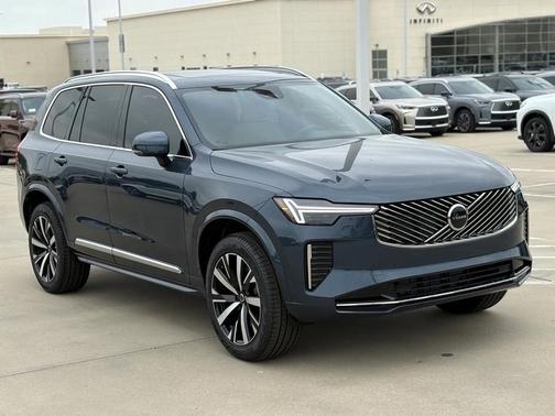 2026 Volvo XC90 B6 Core