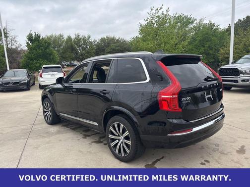 Onyx Black Metallic 2023 Volvo XC90 B6 Plus 6-Seater