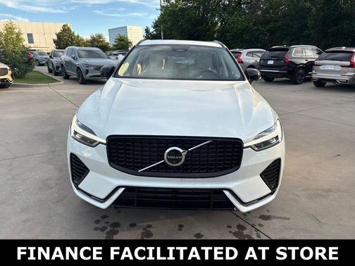 Crystal White Metallic 2025 Volvo XC60 Plug-In Hybrid T8 Plus