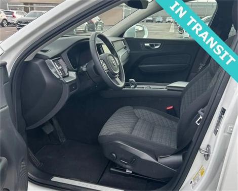 2023 Volvo XC60 B5 AWD