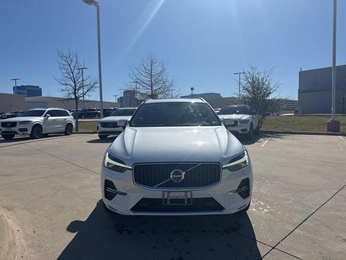 2023 Volvo XC60 B5 AWD