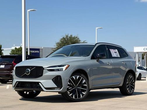 2026 Volvo XC60 B5 Ultra