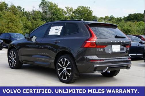 2025 Volvo XC60 B5 Plus