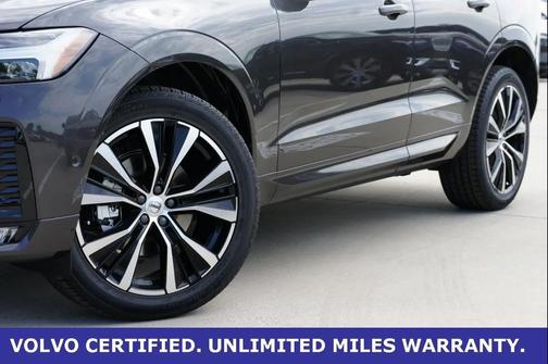 2025 Volvo XC60 B5 Plus