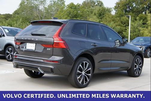 2025 Volvo XC60 B5 Plus