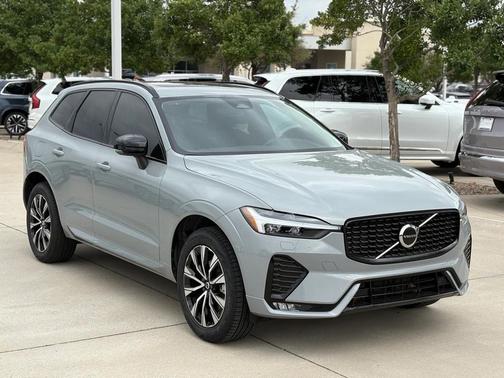 2025 Volvo XC60 B5 AWD