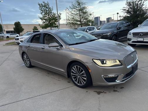 2019 Lincoln MKZ Hybrid Standard