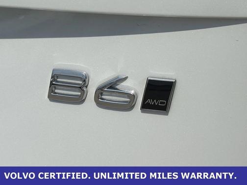 2025 Volvo XC90 B6 Plus 7-Seater