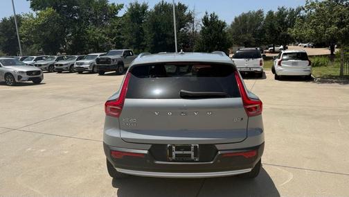 Vapour Gray 2025 Volvo XC40 B5 AWD