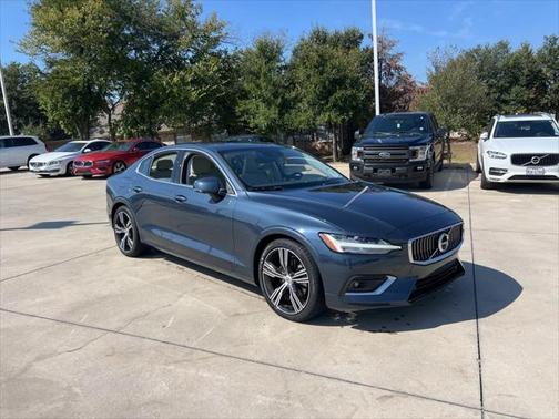 2022 Volvo S60 T5