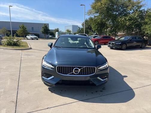 2022 Volvo S60 T5