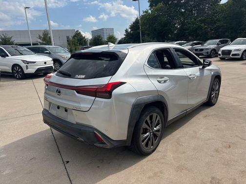met Alum 2019 Lexus UX 200 F Sport