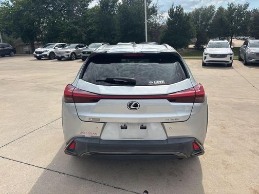 met Alum 2019 Lexus UX 200 F Sport