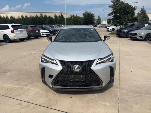 met Alum 2019 Lexus UX 200 F Sport