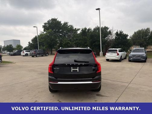 Onyx Black Metallic 2023 Volvo XC90 B6 Plus 7-Seater