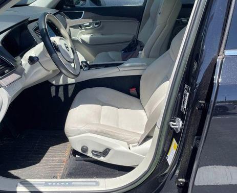 Onyx Black Metallic 2023 Volvo XC90 B6 Plus 7-Seater
