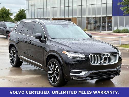 Onyx Black Metallic 2023 Volvo XC90 B6 Plus 7-Seater