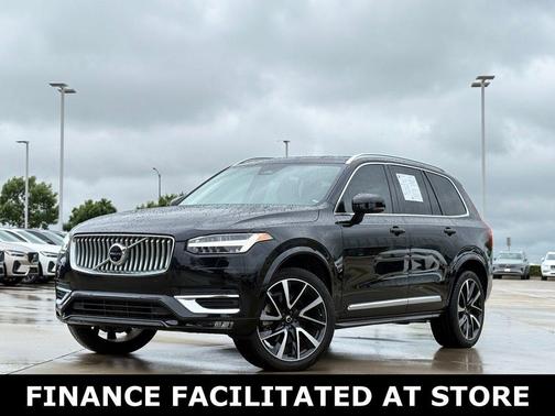 Onyx Black Metallic 2023 Volvo XC90 B6 Plus 7-Seater