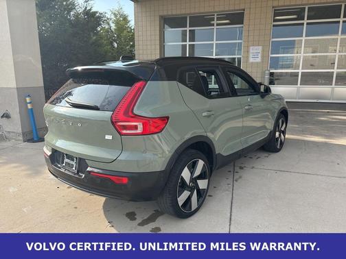 Sage Green Metallic 2023 Volvo XC40 Recharge Pure Electric Ultimate