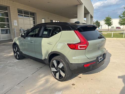 Sage Green Metallic 2023 Volvo XC40 Recharge Pure Electric Ultimate