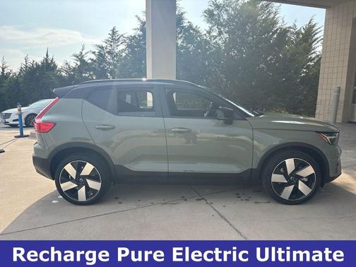 Sage Green Metallic 2023 Volvo XC40 Recharge Pure Electric Ultimate