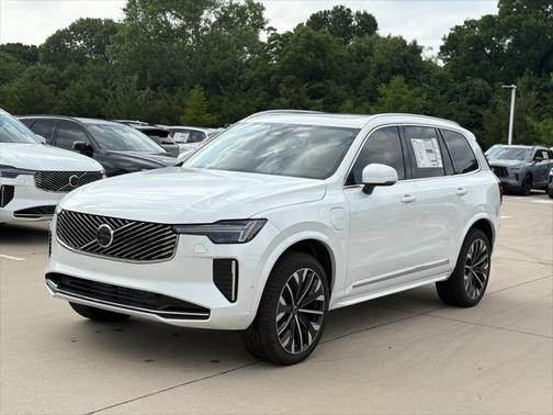 2025 Volvo XC90 Plug-In Hybrid T8 (2025.5) Plus 7-Seater