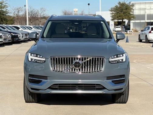 2023 Volvo XC90 Recharge Plug-In Hybrid T8 Plus 6 Passenger