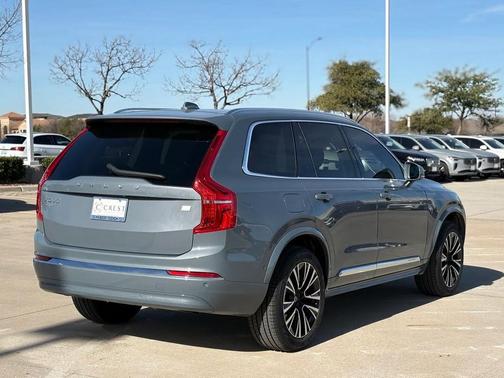 2023 Volvo XC90 Recharge Plug-In Hybrid T8 Plus 6 Passenger