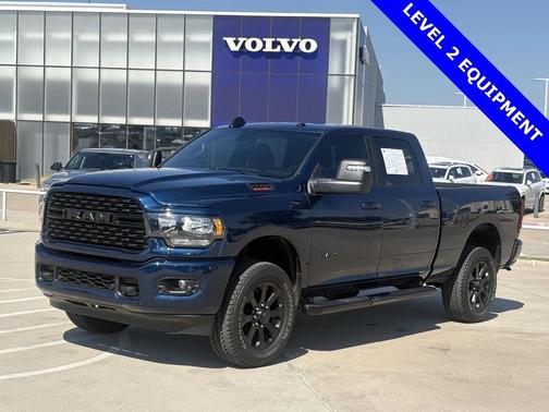 2024 RAM 2500 Big Horn Night Edition Level 2 Equipment