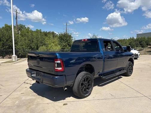 2024 RAM 2500 Big Horn Night Edition Level 2 Equipment