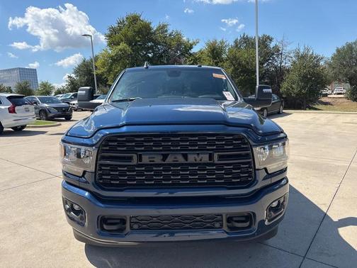 2024 RAM 2500 Big Horn Night Edition Level 2 Equipment