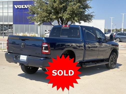 2024 RAM 2500 Big Horn Night Edition Level 2 Equipment
