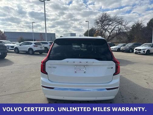 2025 Volvo XC90 B6 Plus 7-Seater