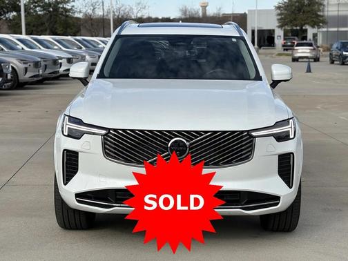 2025 Volvo XC90 B6 Plus 7-Seater