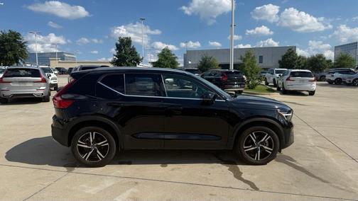 Black 2025 Volvo XC40 B5 AWD