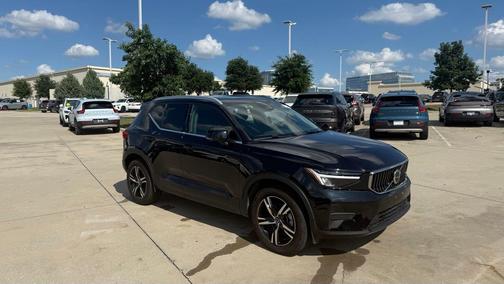Black 2025 Volvo XC40 B5 AWD