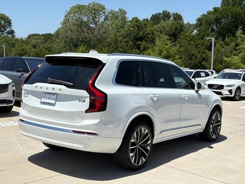 2026 Volvo XC90 B6 Ultra 7-Seater