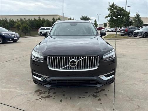 2024 Volvo XC90 B6 Plus Bright Theme