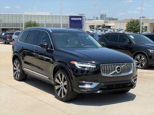 2024 Volvo XC90 B6 Plus Bright Theme
