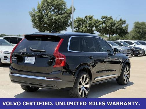 2024 Volvo XC90 B6 Plus Bright Theme