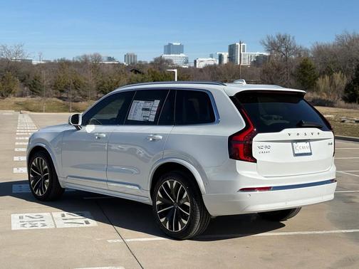 2026 Volvo XC90 B6 Ultra 6-Seater