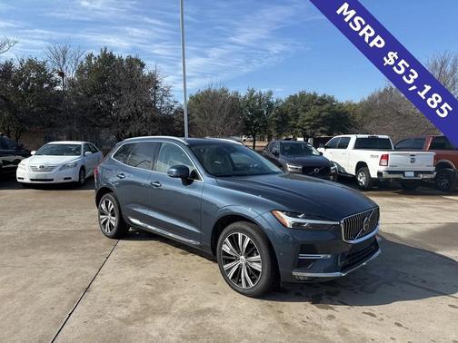 2023 Volvo XC60 B5 Plus Bright Theme