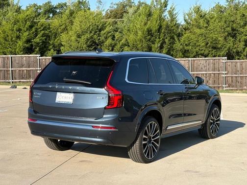 2026 Volvo XC90 B5 Plus 6-Seater
