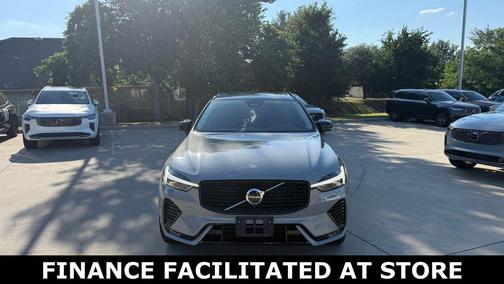 Vapour Gray Metallic 2024 Volvo XC60 B5 Plus Dark Theme