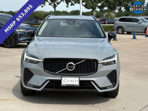 Vapour Gray Metallic 2024 Volvo XC60 B5 Plus Dark Theme